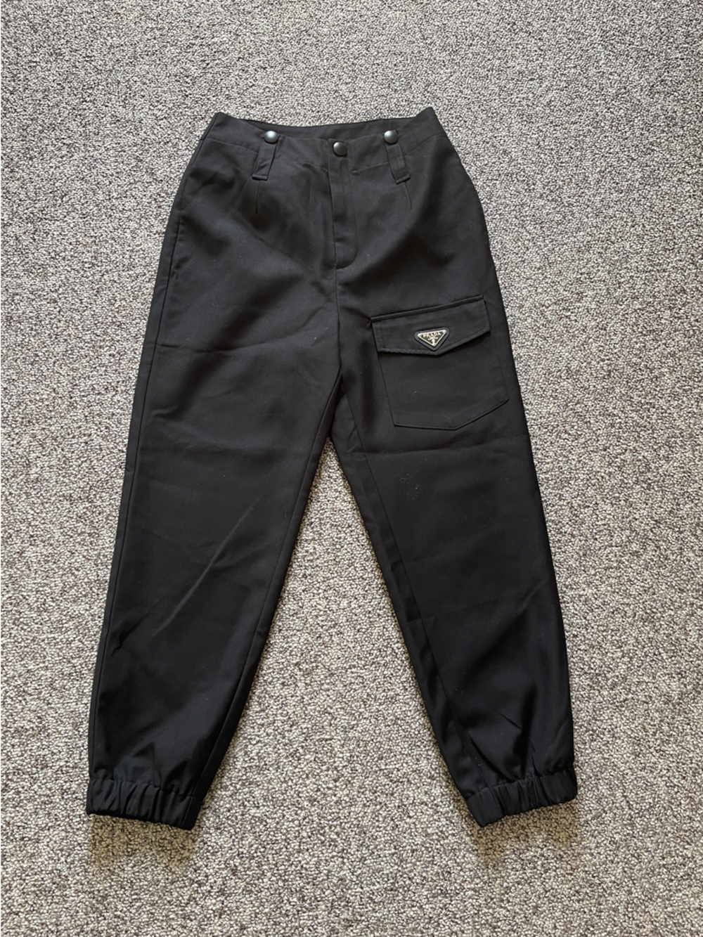 Prada Silver Logo Black Cargo Pocket Cropped Ankle Pants 36 XS 2 4